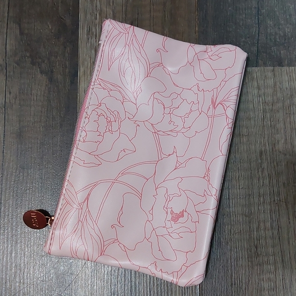 Ipsy Make-up Bags▪︎Set of Five - Picture 7 of 12